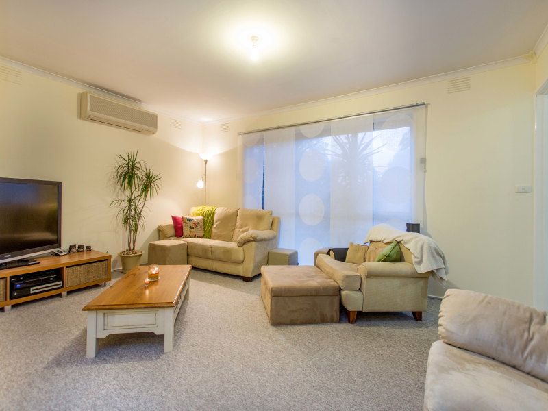 1 Laleham Court, FRANKSTON, VIC 3199