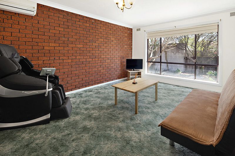 3/4 Normanby Street, HUGHESDALE, VIC 3166