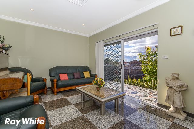 37 Eton Street, SMITHFIELD, NSW 2164