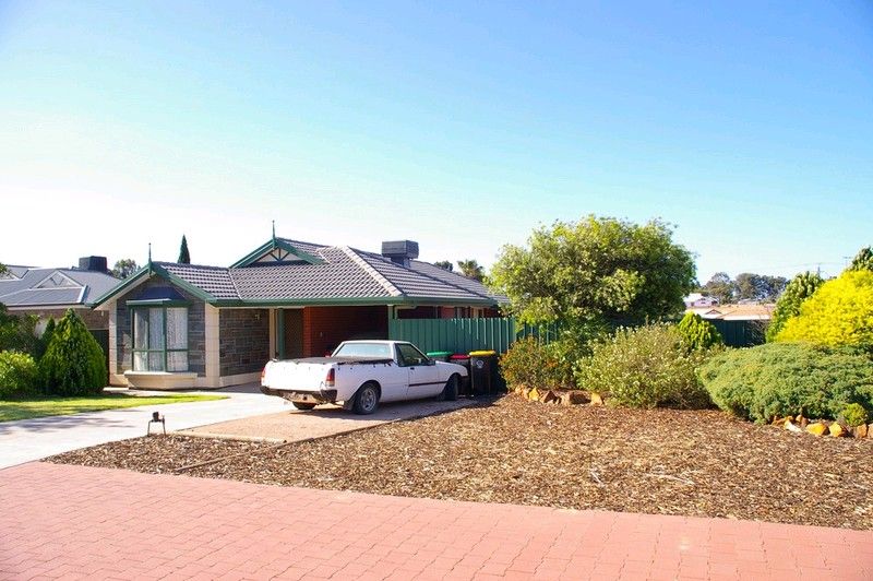 25 Middleton Avenue, PARINGA, SA 5340