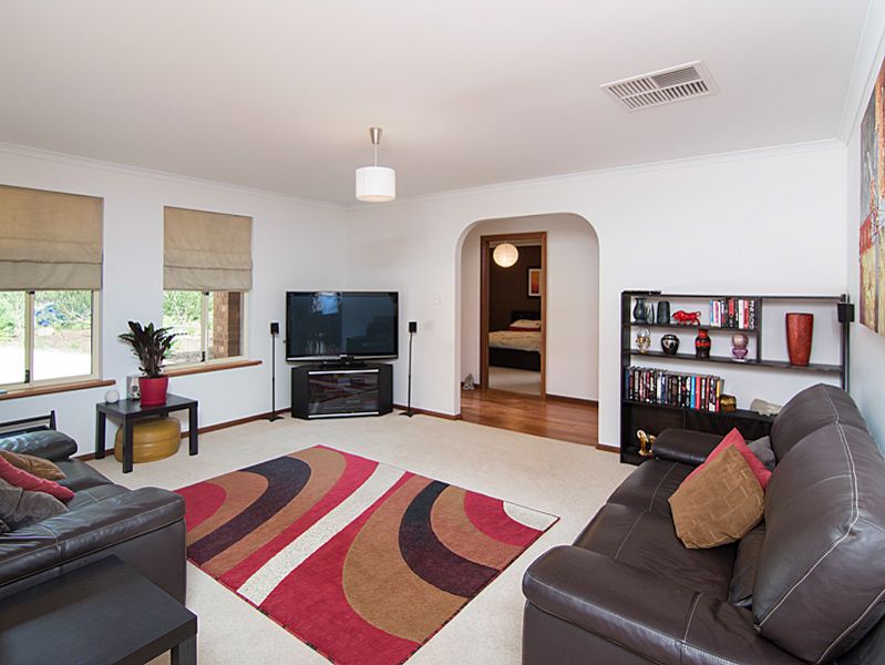 11 Nursery Road, KANMANTOO, SA 5252