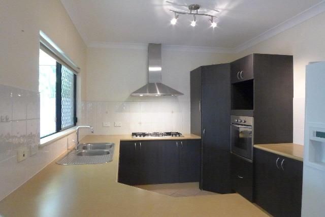 11 Bronte Close, KEWARRA BEACH, QLD 4879