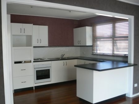 21 Richardson Street, TAREE, NSW 2430