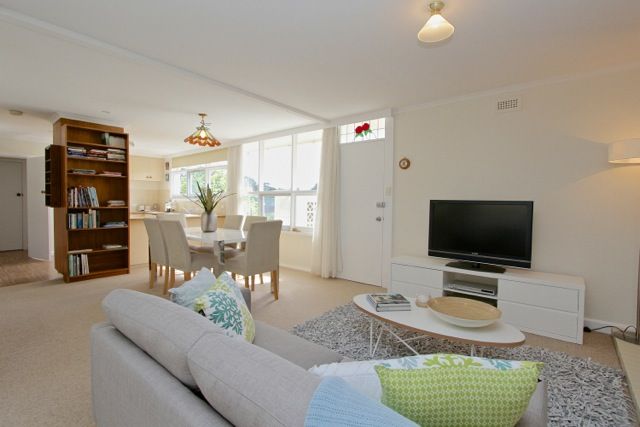 25 Grange Road East, ROKEBY TAS 7019
