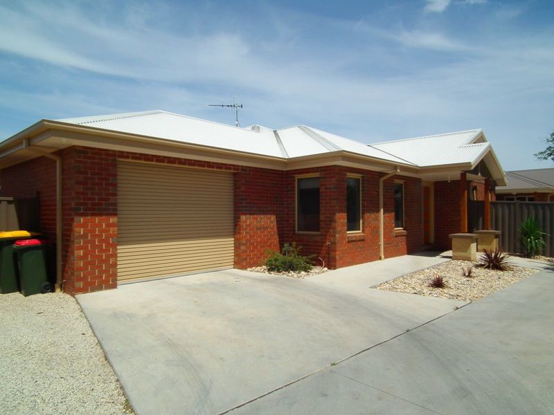11 Vine Street, NAGAMBIE VIC 3608