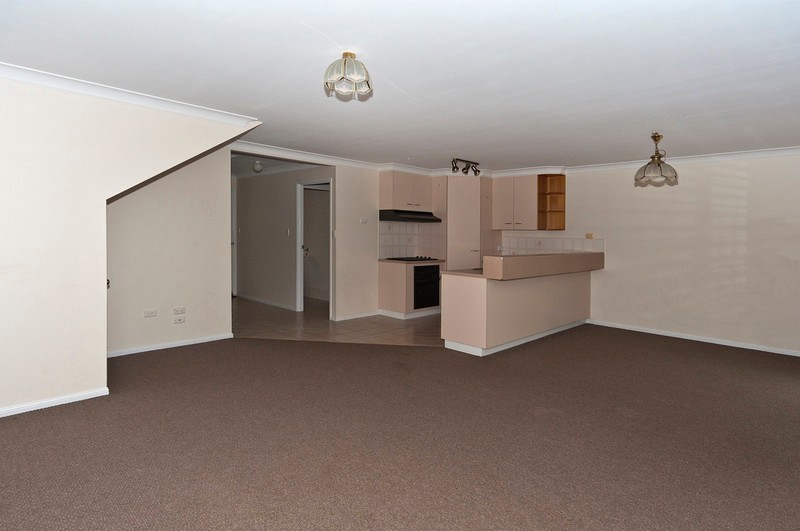 4/436 Alderley Street, HARRISTOWN, QLD 4350