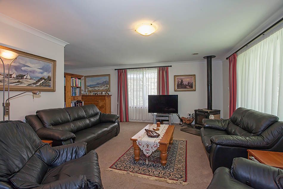 5 Jull Drive, Centenary Heights, QLD 4350