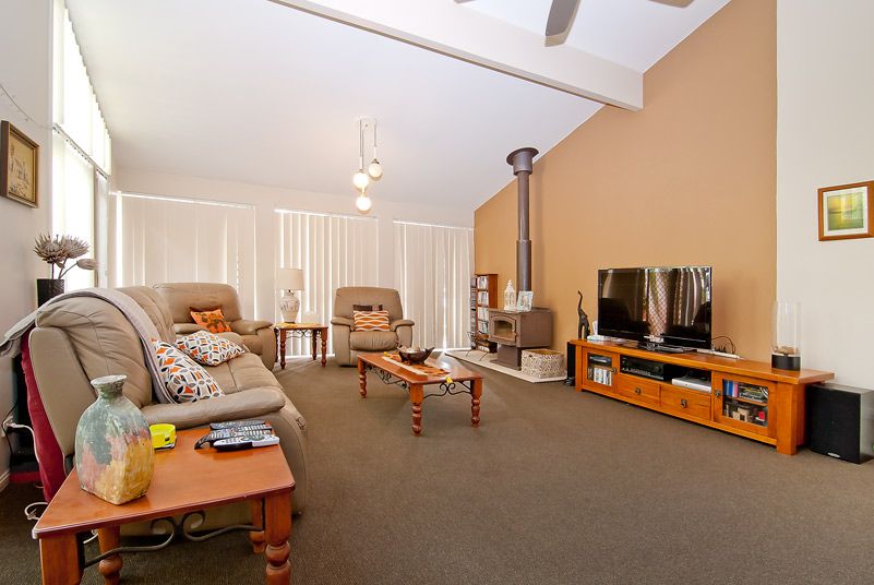 12 Park Court, SPRINGWOOD, QLD 4127