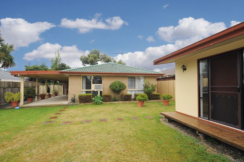 2 Lewin Street, CARRUM DOWNS VIC 3201