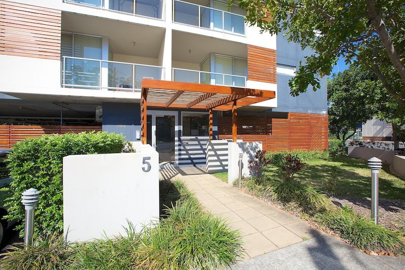 18/5 Carey Lane, SOUTHPORT, QLD 4215