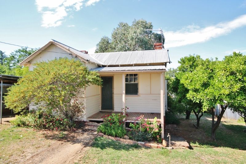 54 Edwards Street, YOUNG, NSW 2594