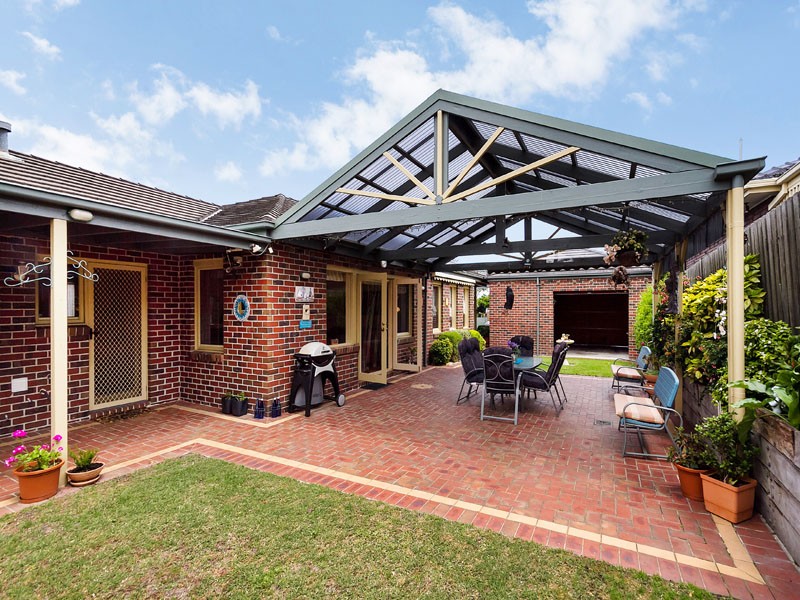 39 Kingston Drive, DINGLEY VILLAGE, VIC 3172