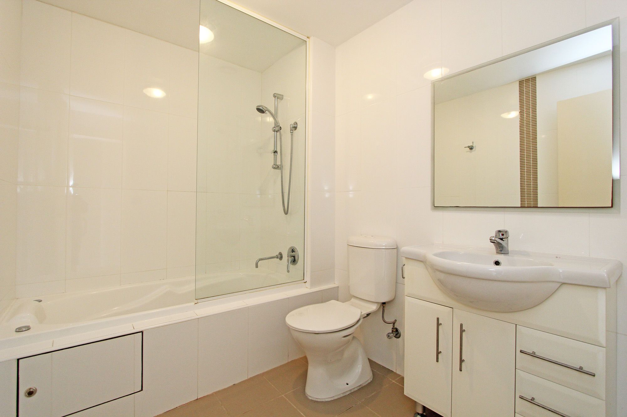 Unit 12/2-6 Warrigal Street, THE ENTRANCE, NSW 2261
