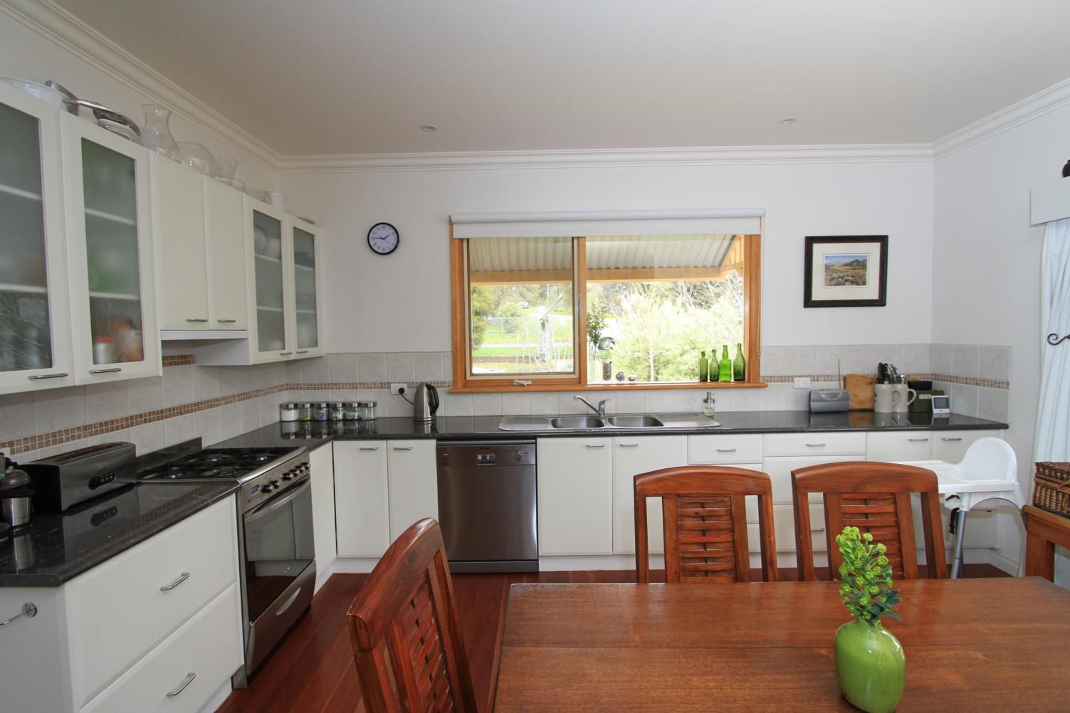 49 Dairy Flat Road, HEATHCOTE, VIC 3523