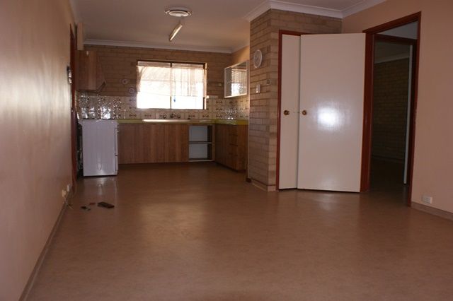 1/213 Point Leander Drive, PORT DENISON, WA 6525