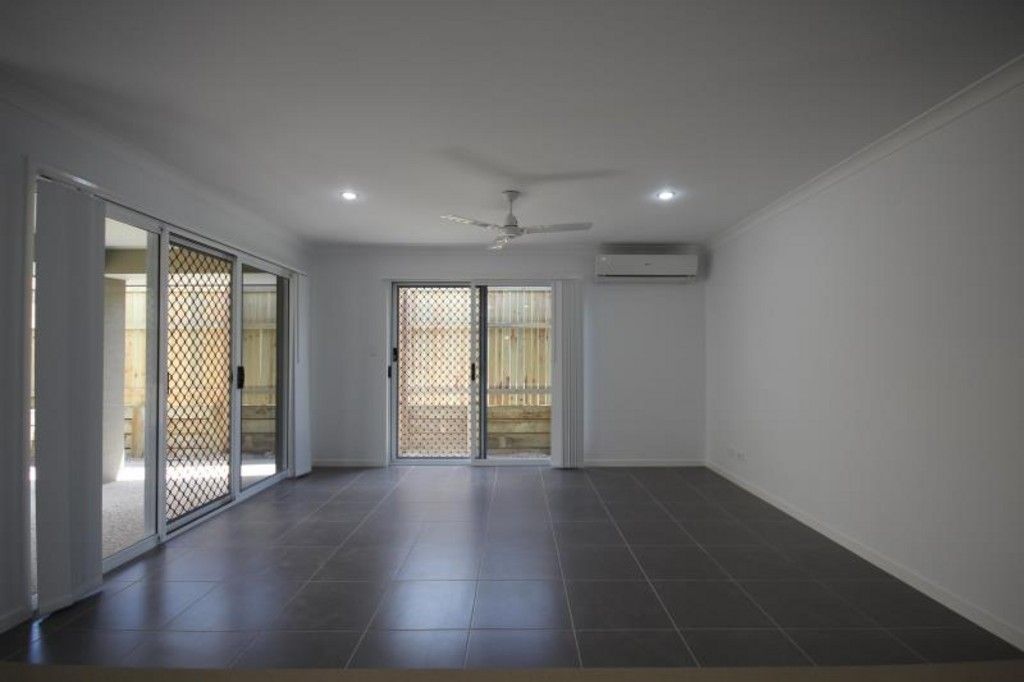 10 Isaac Street, UPPER COOMERA, QLD 4209