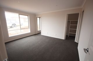 25 Shae Crescent, DROUIN, VIC 3818