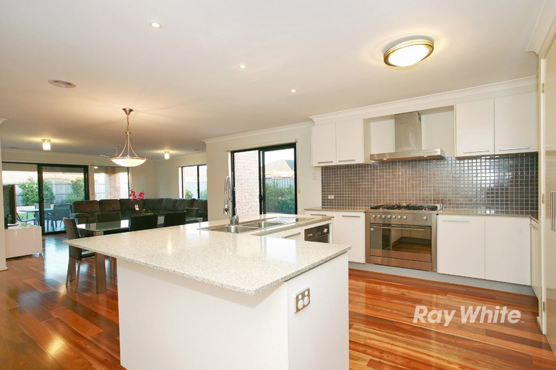 6 Bulga Wattle Circuit, LYNDHURST, VIC 3975
