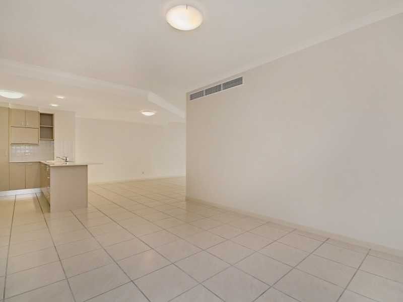 6/106 Burnett Street, BUDERIM, QLD 4556