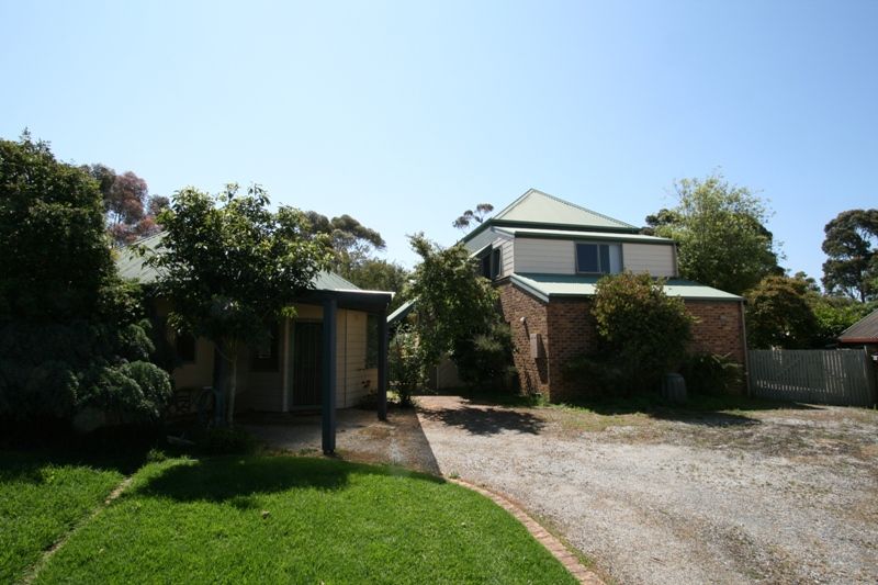 12 West Court, COWES VIC 3922