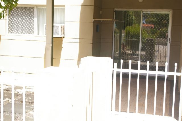 2/30 Jennings Way, LOCKRIDGE, WA 6054