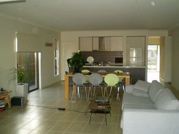3 Ambleside, DOREEN, VIC 3754