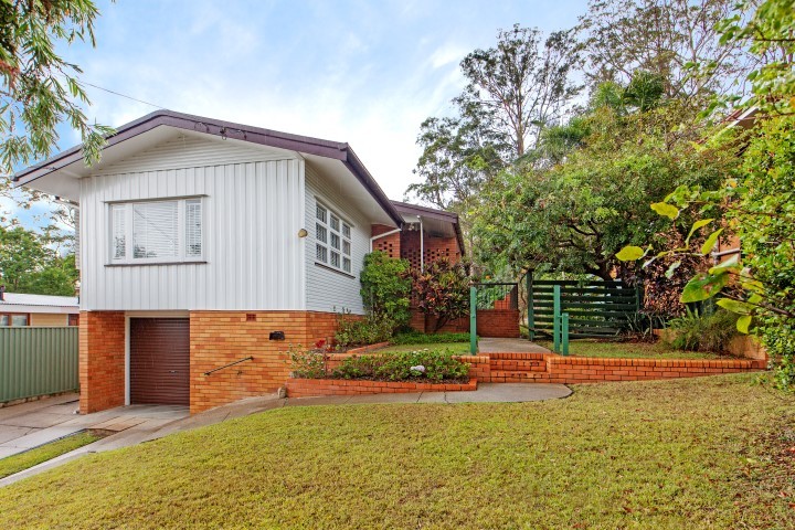 454 Nursery Road, HOLLAND PARK, QLD 4121