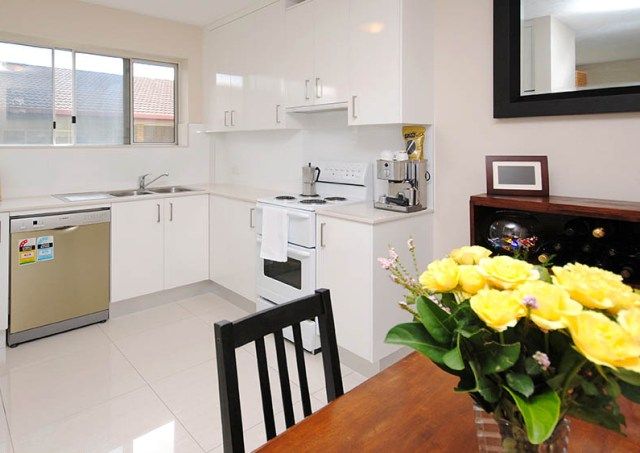 38 Rosemount Terrace, WINDSOR QLD 4030