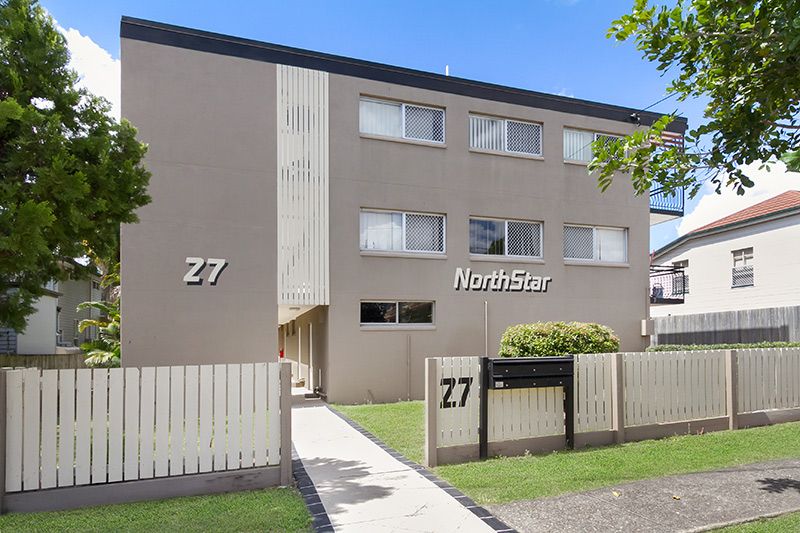 27 Hall Street, NORTHGATE QLD 4013