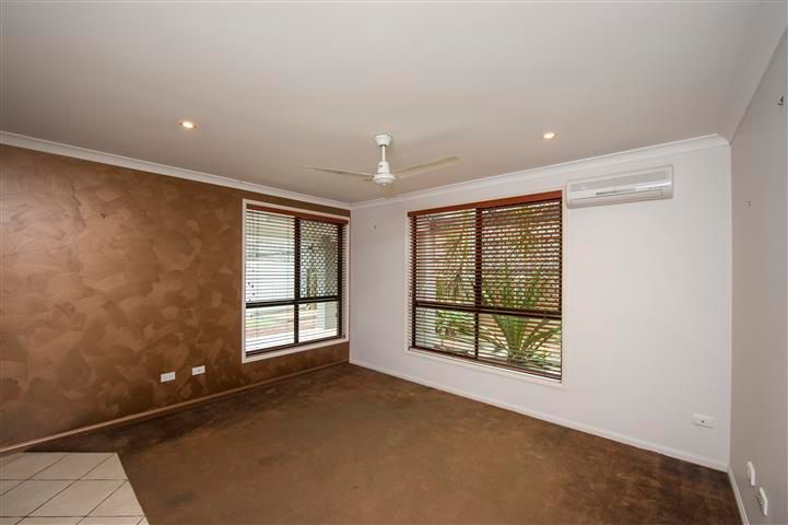 3 Beardmore Place, CLINTON, QLD 4680