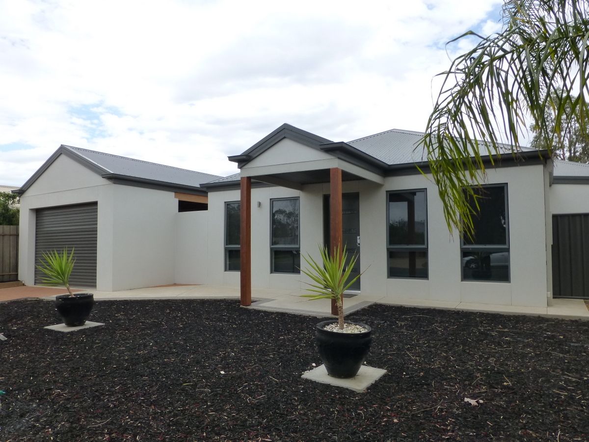 54 Russell Street, Numurkah