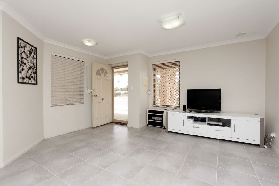 2/276 Belmont Avenue, KEWDALE, WA 6105