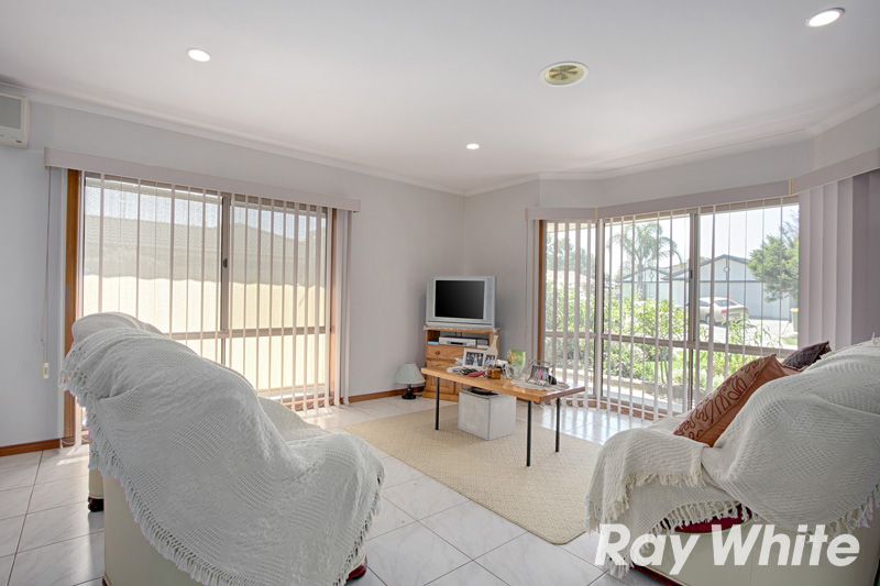 11 Benor Court, PAKENHAM, VIC 3810