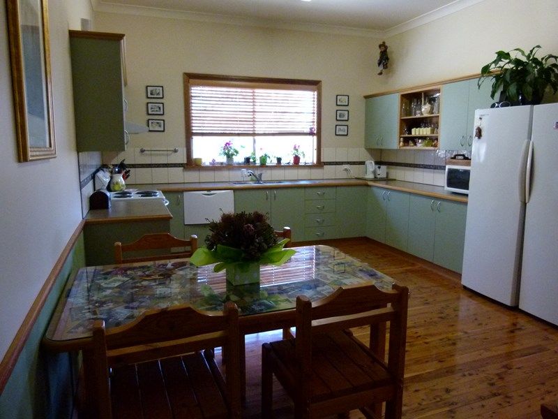 8 Oxford Street, FORBES, NSW 2871