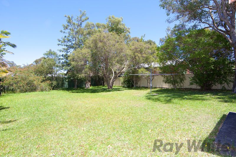 14 Melrose Avenue, GOROKAN, NSW 2263