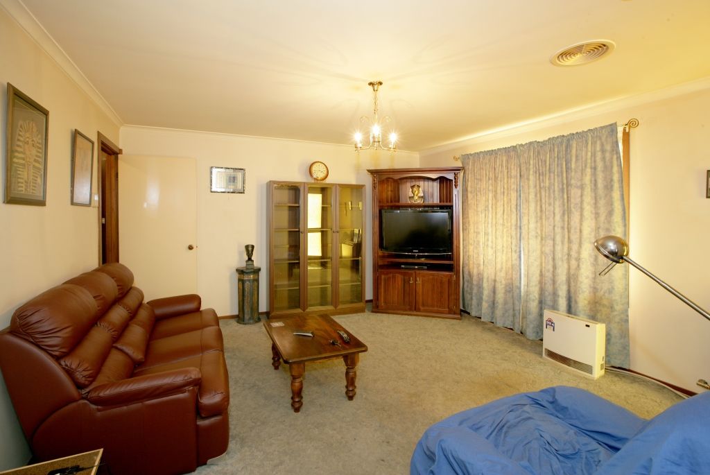 1/61 Main Street, LAKE ALBERT, NSW 2650
