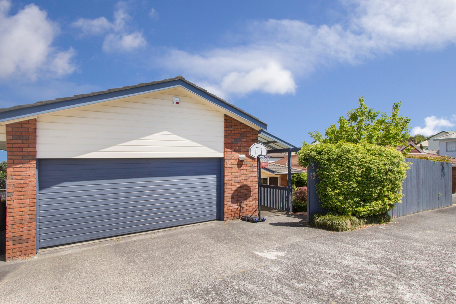 4/25 Nicholas Road, SOMERVILLE, Manukau City