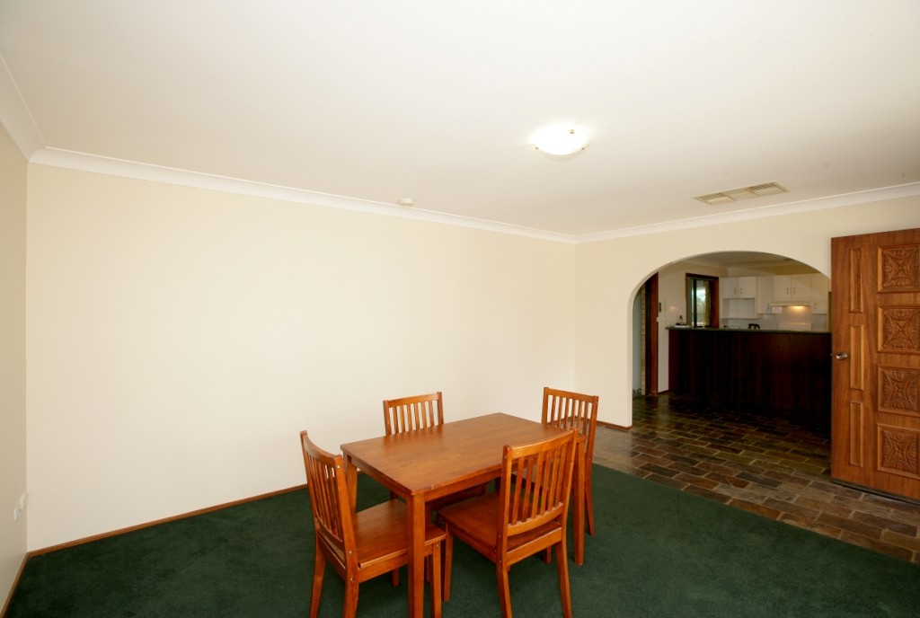 24 Pugsley Avenue, ESTELLA, NSW 2650