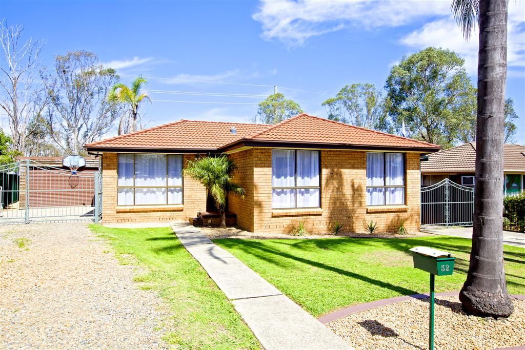 52 Pensax Road, CRANEBROOK NSW 2749
