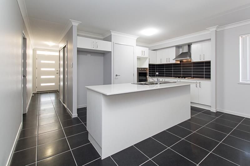 17 Combs Street, Yarrabilba, QLD 4207