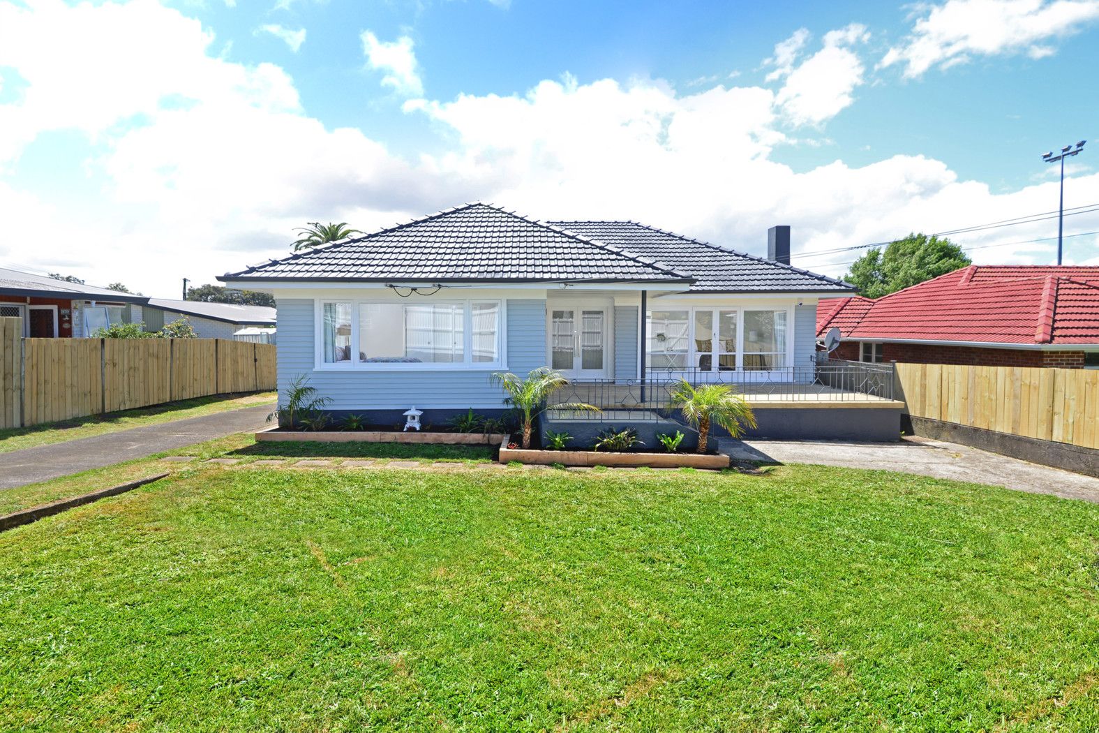 20 McIntyre Road, Mangere Bridge, Manukau City