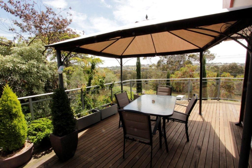 20 Barwon Boulevard, HIGHTON, VIC 3216