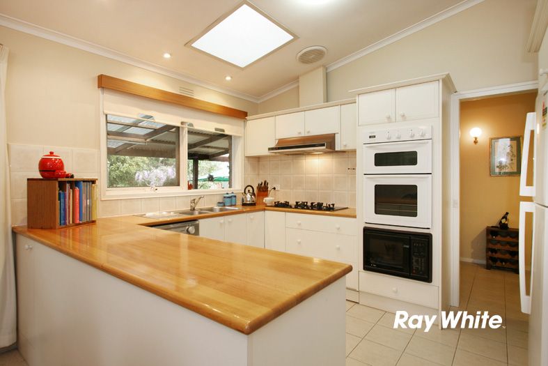 303 Stud Road, WANTIRNA SOUTH, VIC 3152