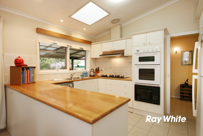 303 Stud Road, WANTIRNA SOUTH, VIC 3152