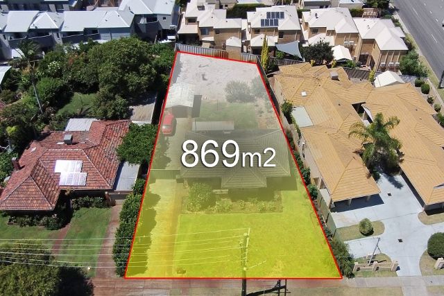3 Leeder Street, GLENDALOUGH, WA 6016