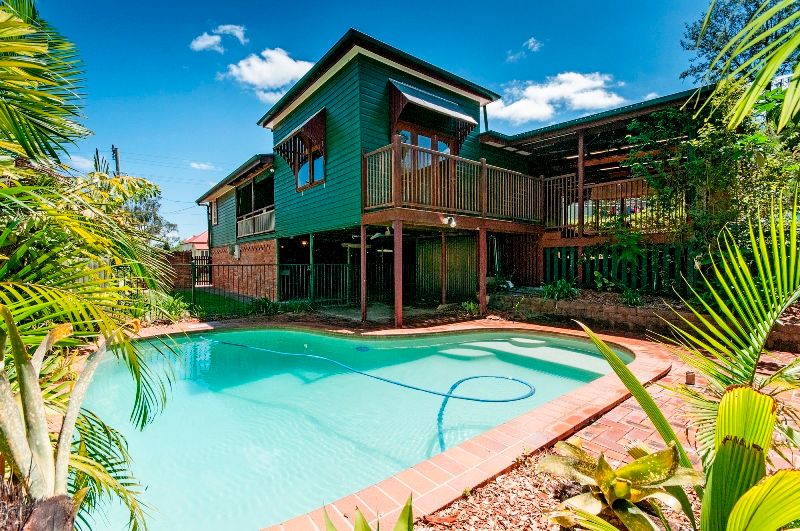 12 Macrae Street, WOODEND, QLD 4305