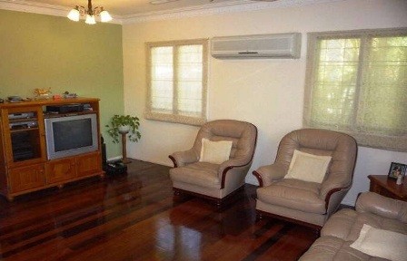 102 Marshall Road, HOLLAND PARK, QLD 4121