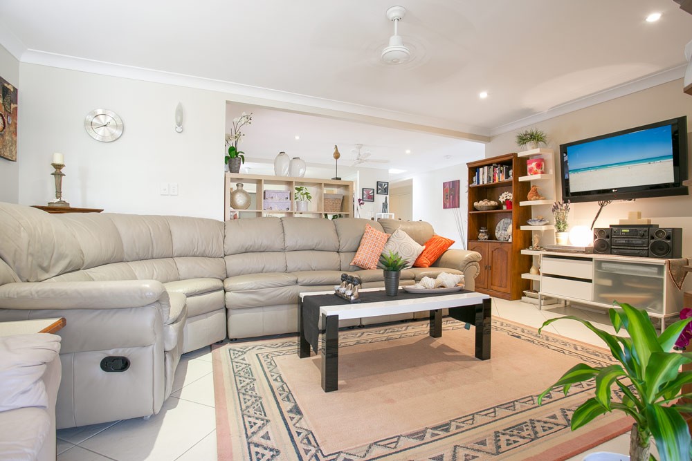 12 Endeavour Drive, BANKSIA BEACH, QLD 4507
