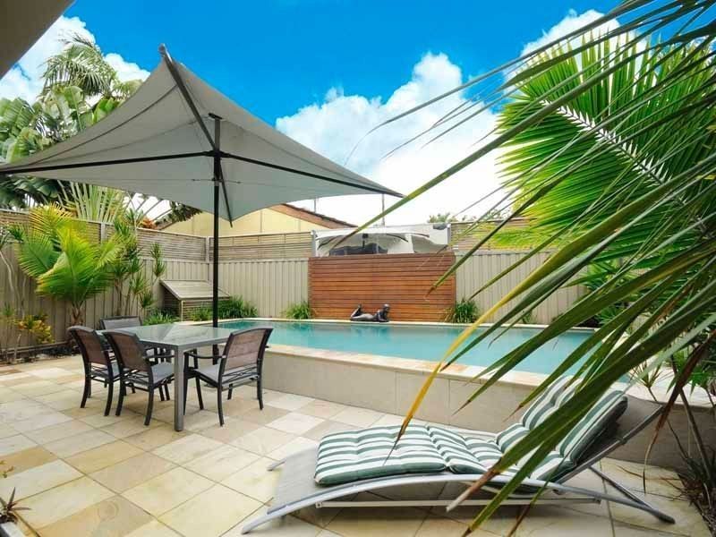 1/62 Heeb Street, BUNDALL, QLD 4217