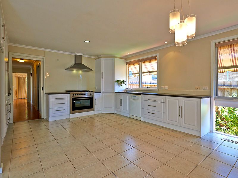 25 Vinen Road, SCORESBY, VIC 3179